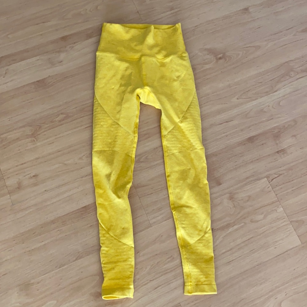 Alphalete leggings